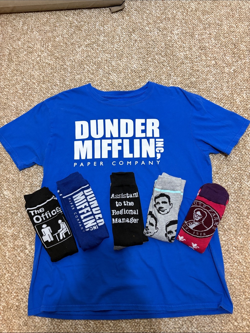 The Office Lot - Dunder Mifflin Blue T-Shirt & 5 pair socks